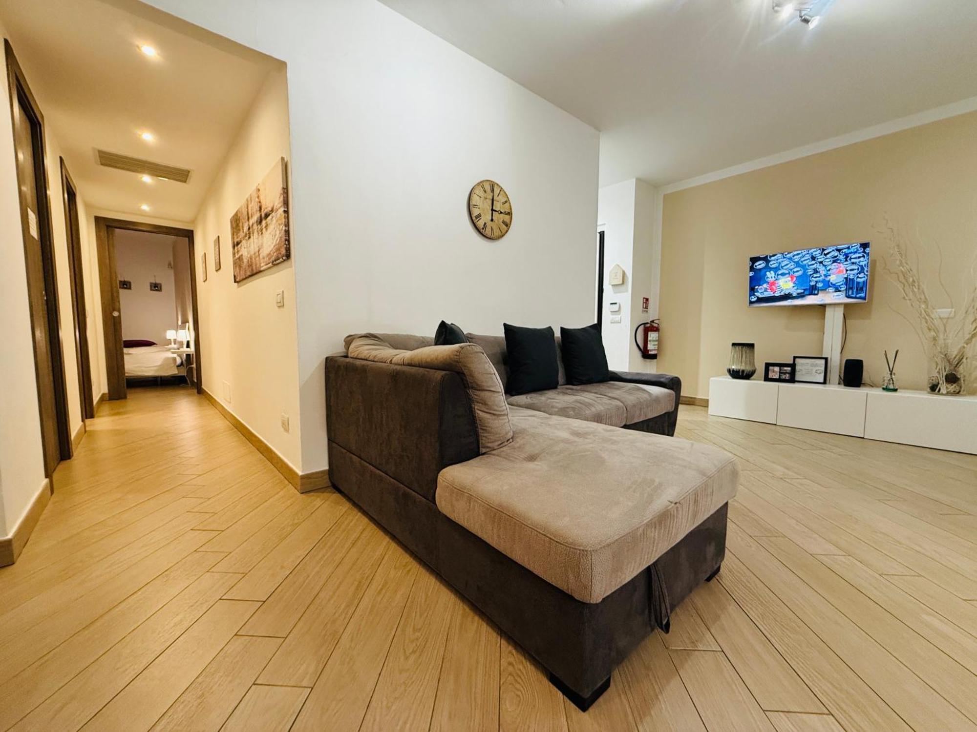 Comecasa Modern Apartment In Historical Centre 阿斯蒂 外观 照片