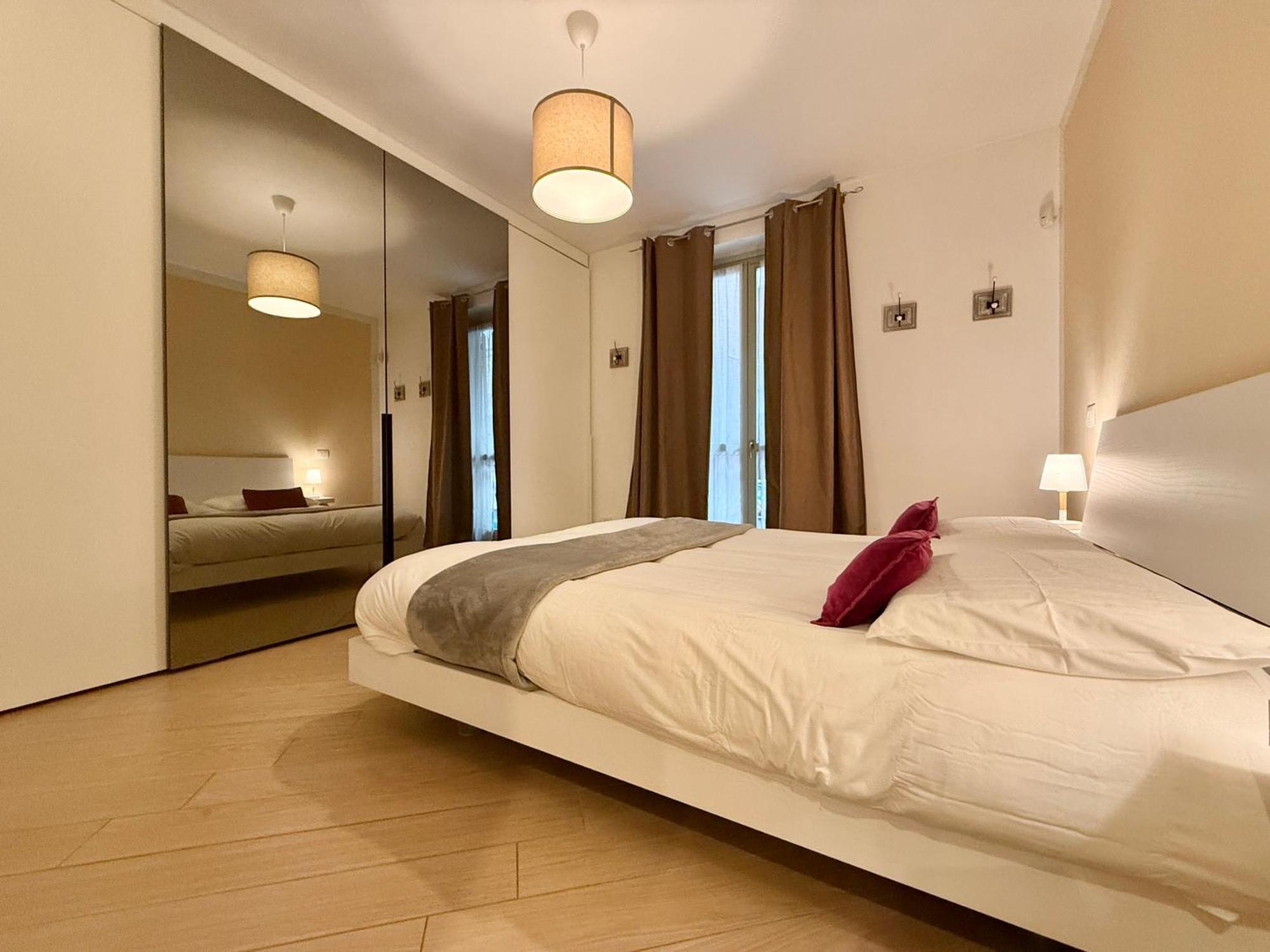 Comecasa Modern Apartment In Historical Centre 阿斯蒂 外观 照片