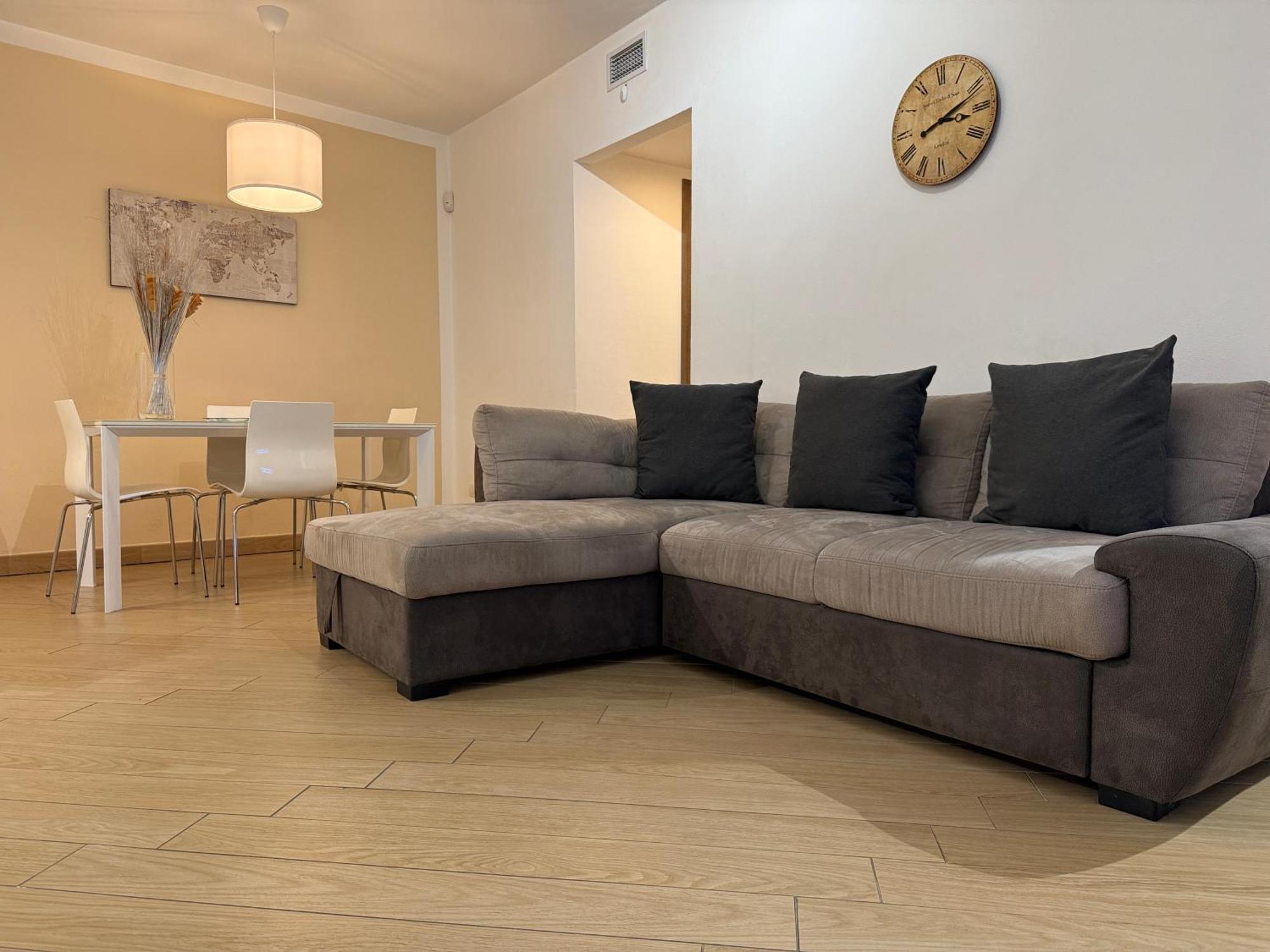 Comecasa Modern Apartment In Historical Centre 阿斯蒂 外观 照片